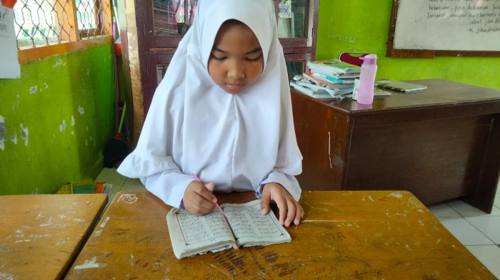 MIN 3 Tebo Rutin Gelar Mengaji Bersama Setelah KBM MIN 3 Tebo Rutin Gelar Mengaji Bersama Setelah KBM