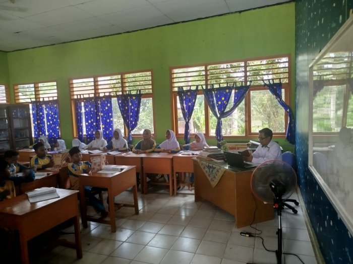 Metode Discovery Learning, Siswa Kelas VI Antusias Ikuti Pembelajaran Pelesir Keliling Dunia