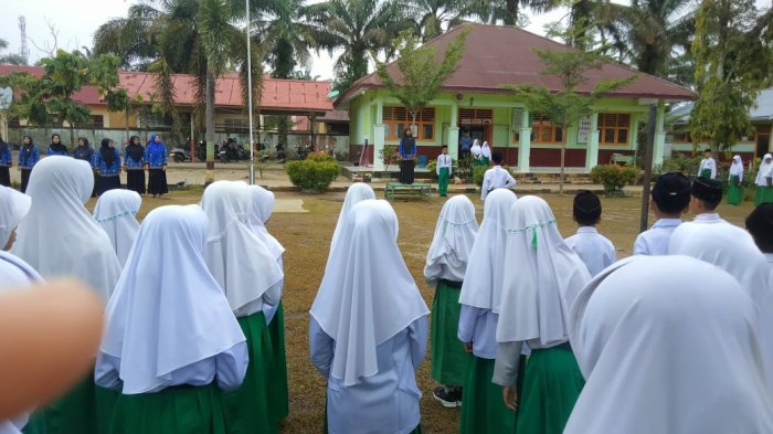 MIN 3 Tebo Gelar Upacara Bendera dengan Tema menghargai MIN 3 Tebo Gelar Upacara Bendera dengan Tema menghargai