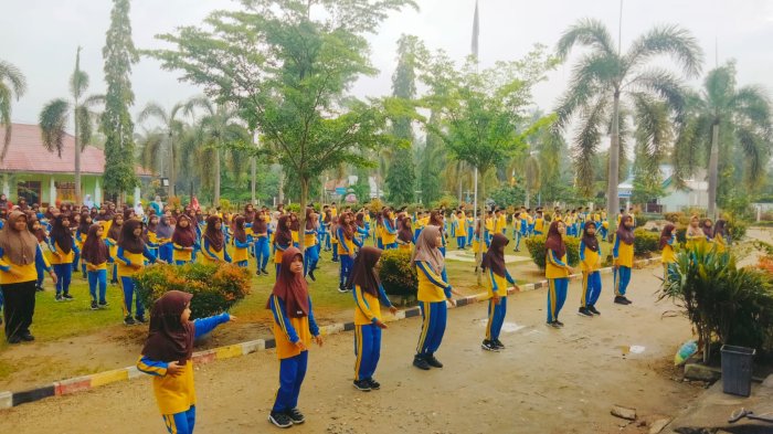 Ratusan Siswa MIN 3 Tebo Laksanakan Senam Bersama Setiap Sabtu Pagi, Tingkatkan Kebugaran Jasmani