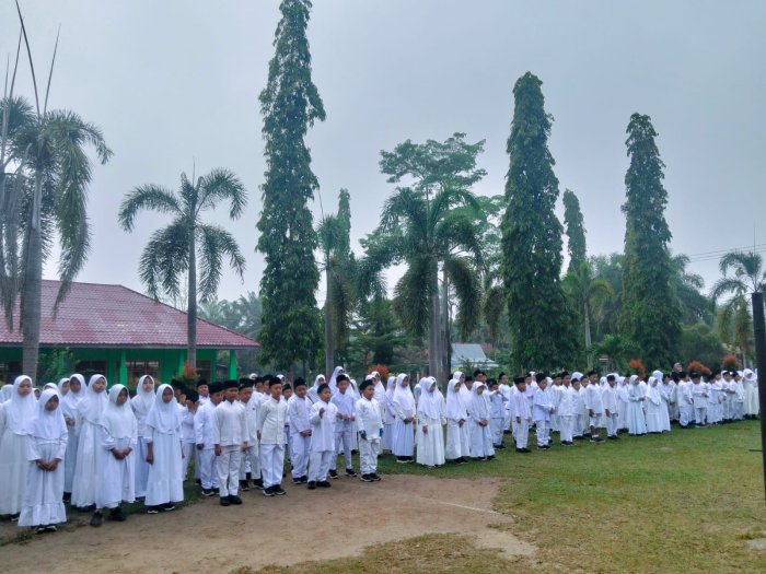 Sambut Hari Penuh Berkah, Muhadarah Pagi Bawa Ketenangan Hati