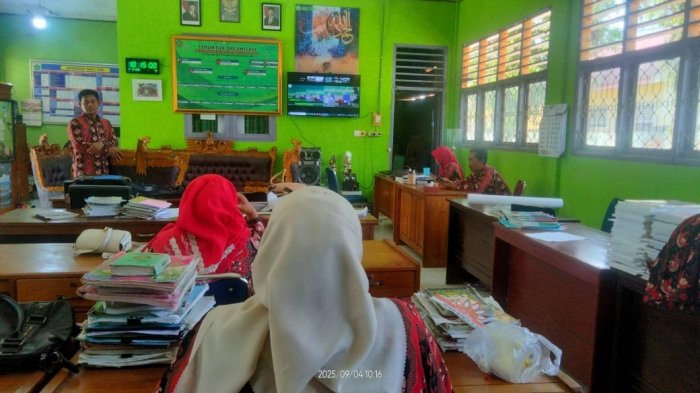 Guru Min 3 Tebo Ikuti Zoom Meeting Pembangunan Karakter yang Digelar Kanwil Kemenag Jambi